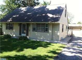 14 Crumley Ave, Malvern, PA 19355