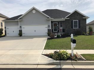 1139 Parklawn Ct, Troy, OH 45373