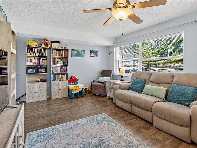1146 King Arthur Ct #110 — Photo 34