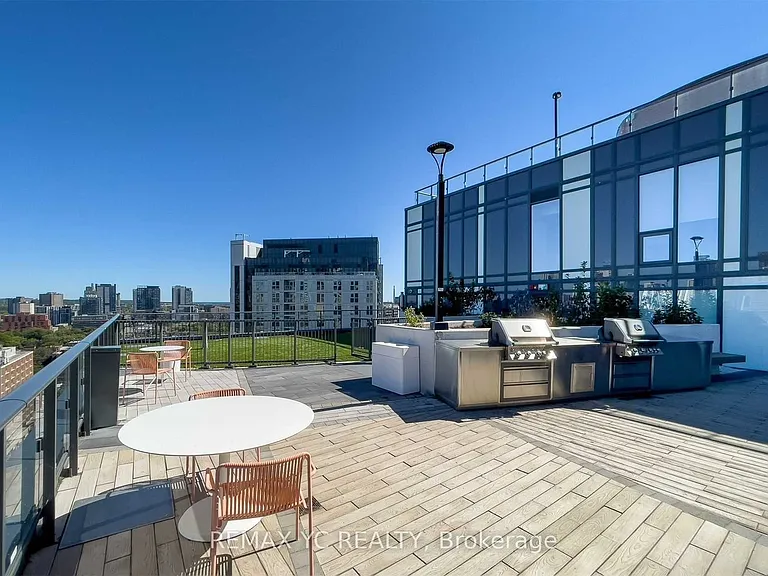 251 Jarvis St #806 — Photo 28