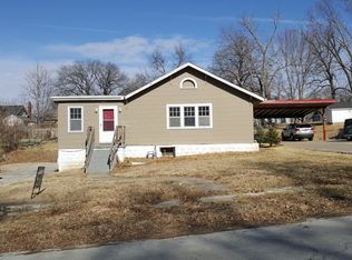 9414 E 17th St S, Independence, MO 64052