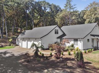 3287 SW Redmond Hill Rd, McMinnville, OR 97128