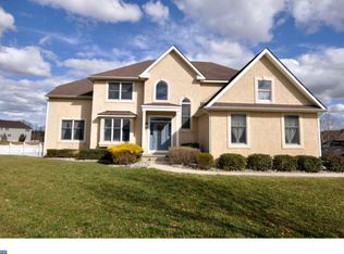 14 Heather Ct, Columbus, NJ 08022