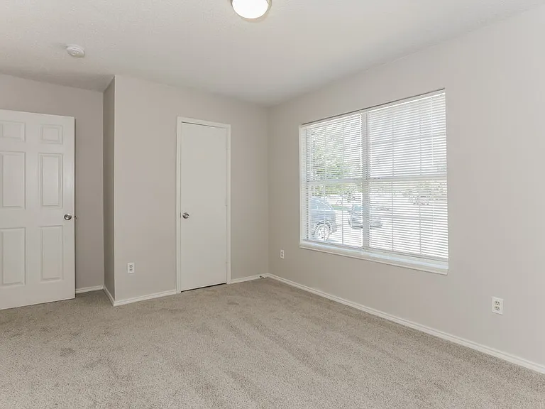 4530 Lizzy Dr — Photo 8