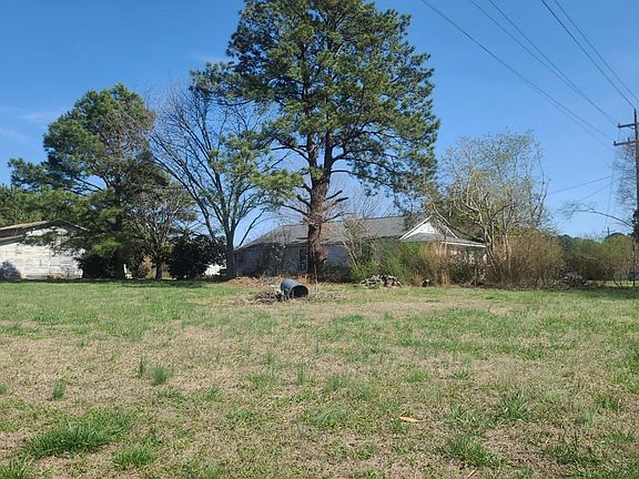 3rd image of 1077 Frazier Rd