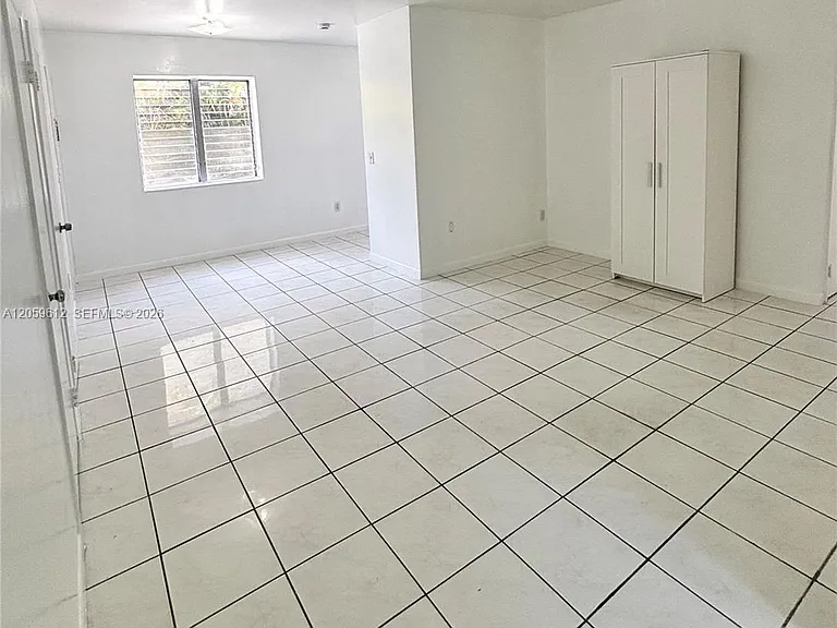 31 Navarre Ave #9 — Photo 3