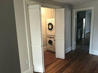 2nd image of 812 S Summit St