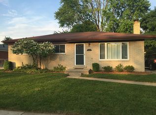 23028 Cora Ave, Farmington Hills, MI 48336
