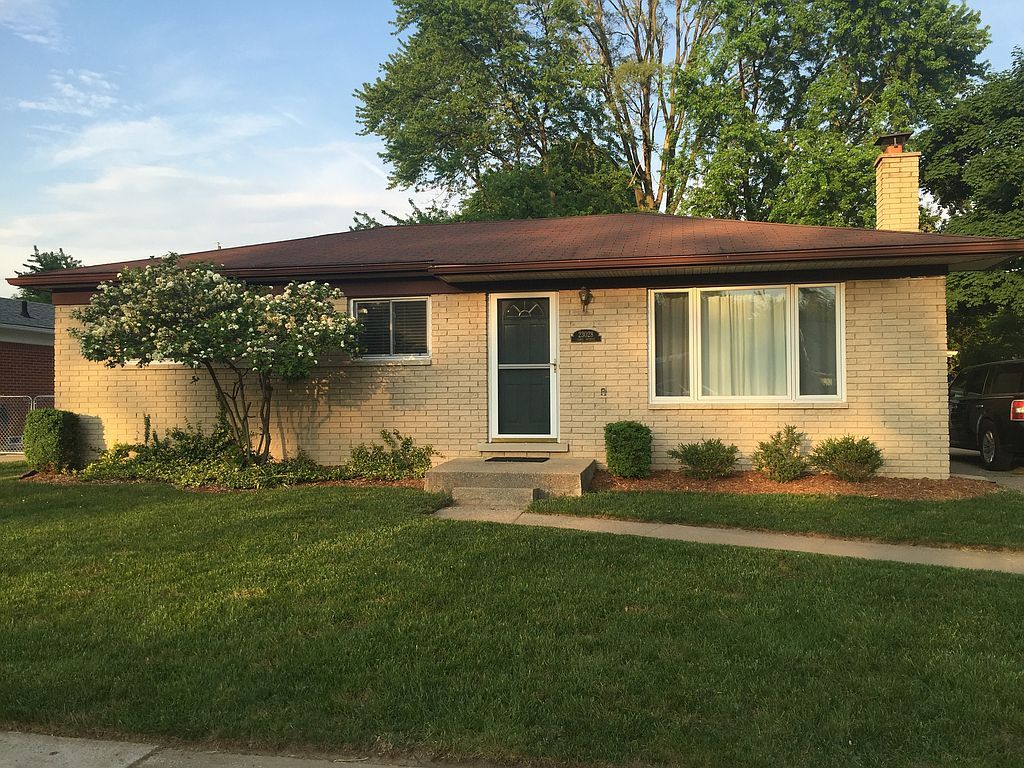 23028 Cora Ave - Property Image