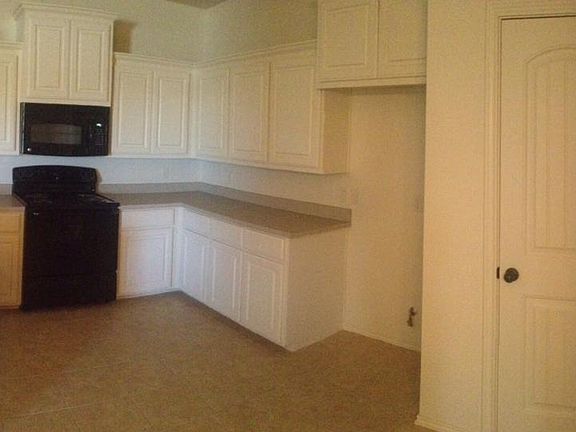 2nd image of 6712 Oakridge Ave APT B