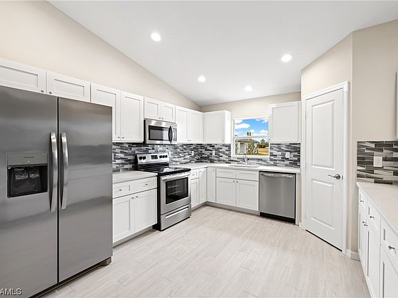 3rd image of 2914 NW 9th Ave