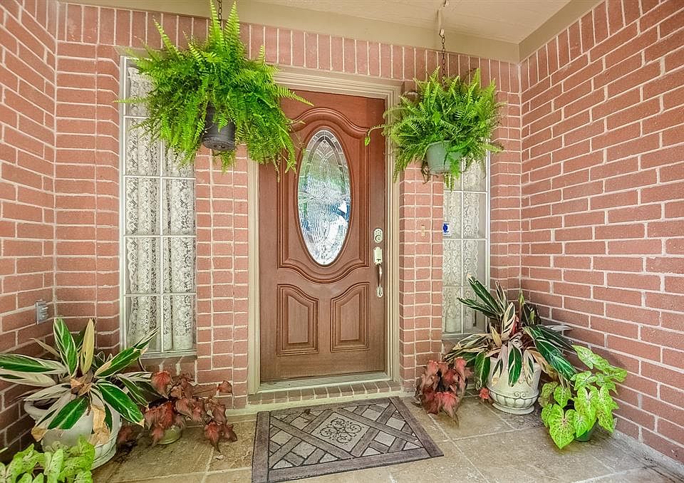 1st image of 3106 Pheasant Trail Dr