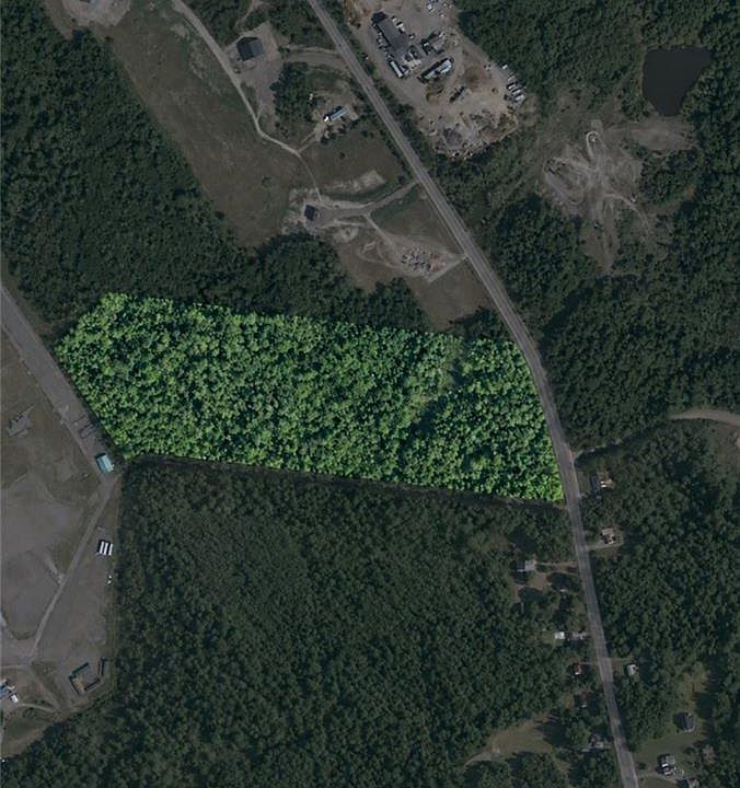 2nd image of LOT Gorge Rd