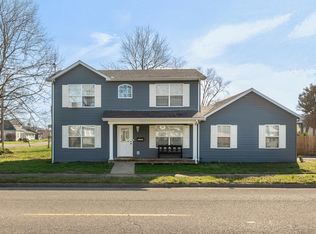 1925 Hamilton St, Murphysboro, IL 62966
