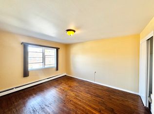 1806 W 7th St #2, Brooklyn, NY 11223