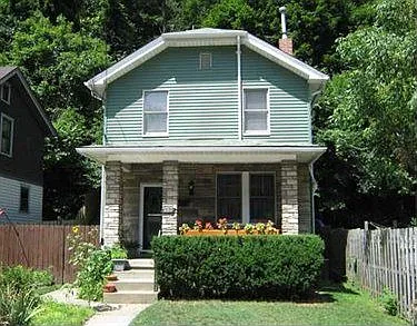 880 Stanton Ave photo 1