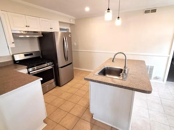 303 Moore Rd, Wallingford, PA 19086
