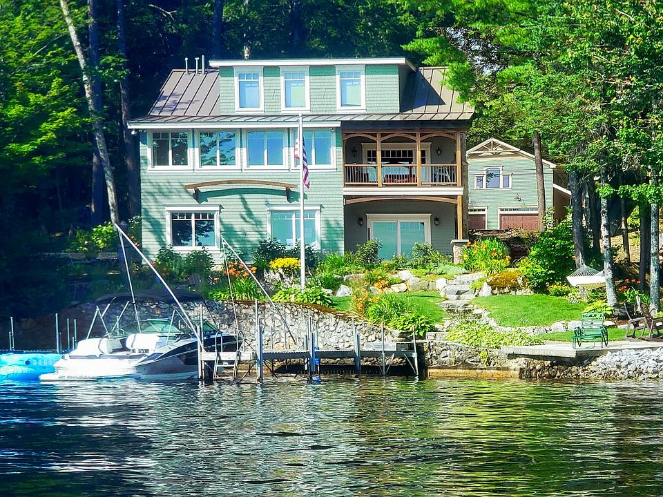 1st image of 267 Malcolm Road N