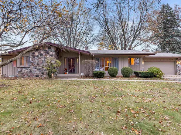 1461 Monticello Ln, Rockford, IL 61107