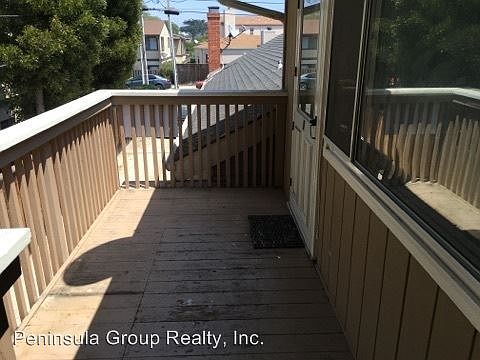 2nd image of 424 Dela Vina Ave APT 3