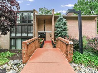 520 N Lemon St APT F6, Media, PA 19063