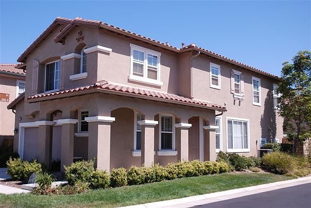 1st image of 812 Belleza Dr