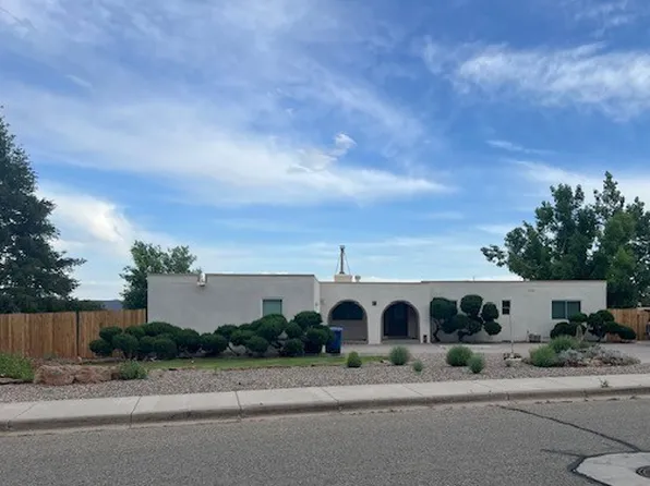 47 Grand Canyon Dr, White Rock, NM 87547