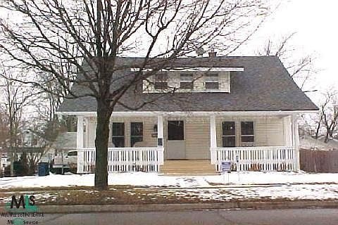 1st image of 406 W Lake St N