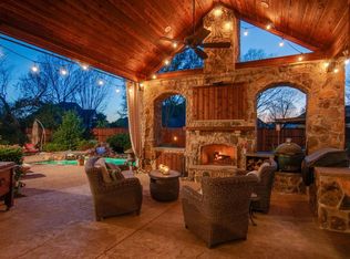 702 Chaucer Ct, Southlake, TX 76092