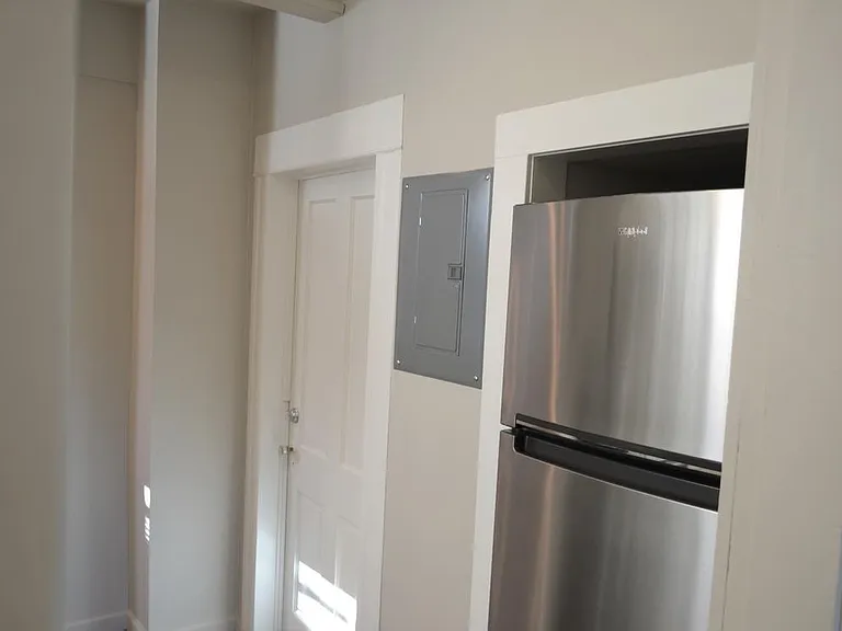 426 W Thatcher St #2 — Photo 10