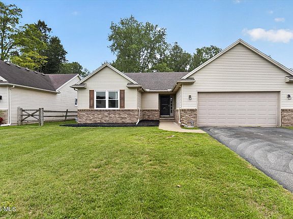 4th image of 514 Highland Creek Ct