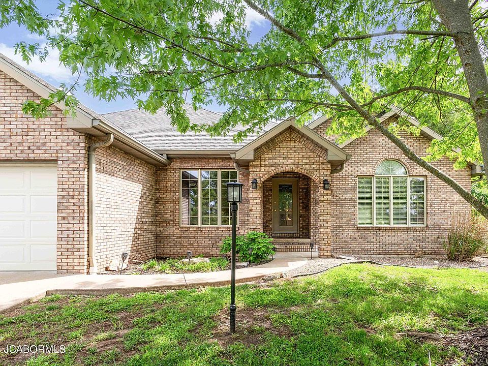 1st image of 2901 Sunny Brook Dr