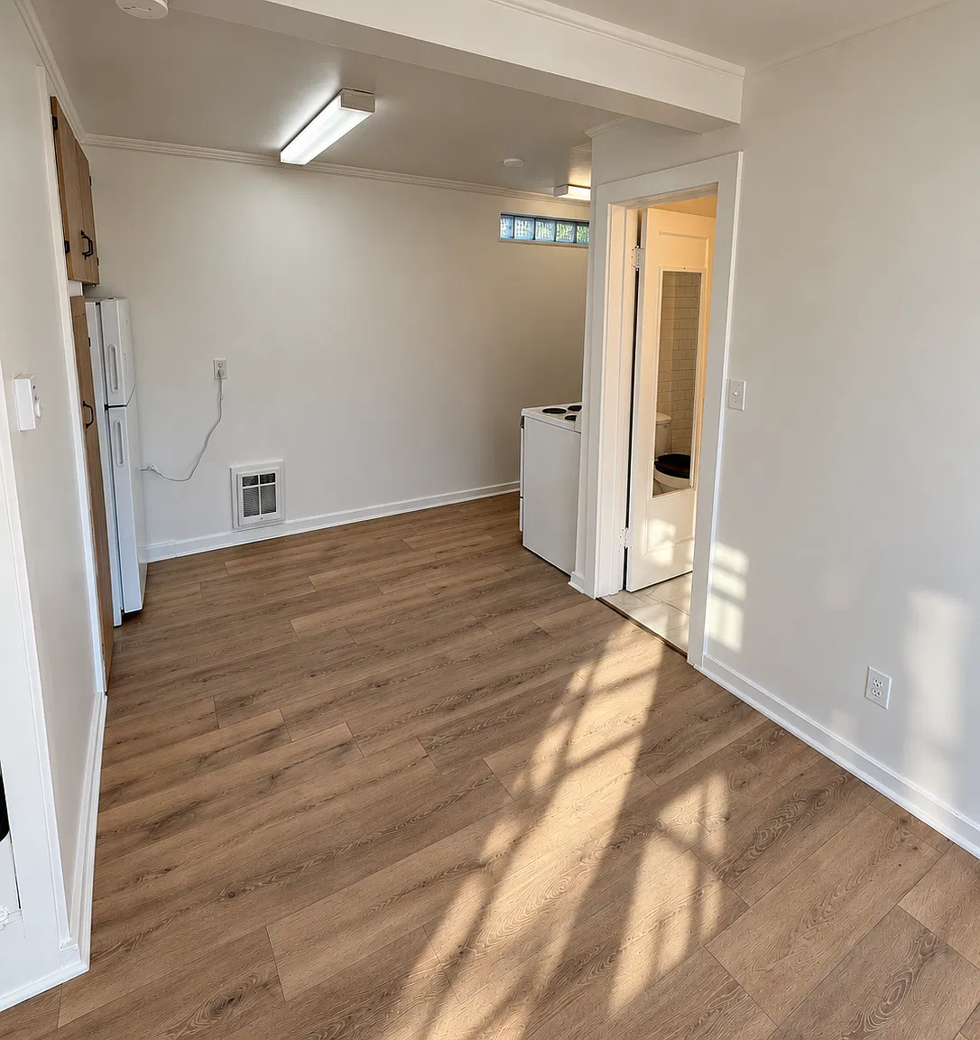 Studio, $1,300 — Photo 4