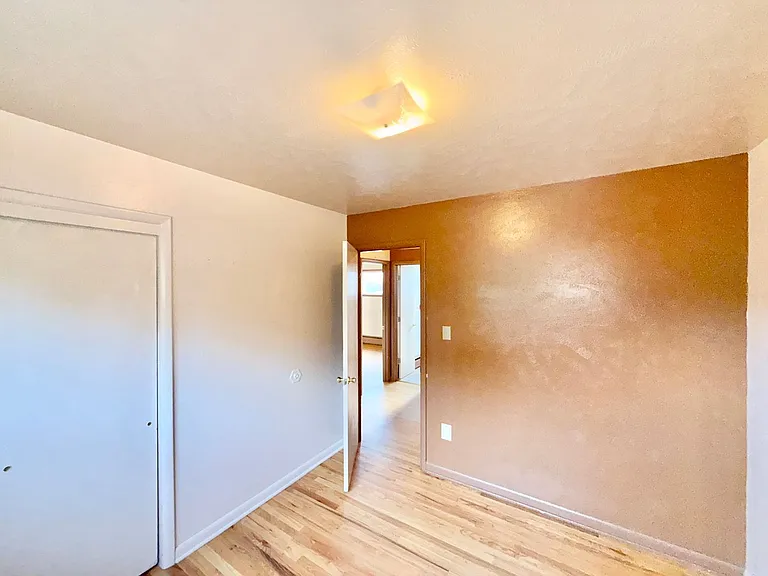 225 Elmwood Dr — Photo 13