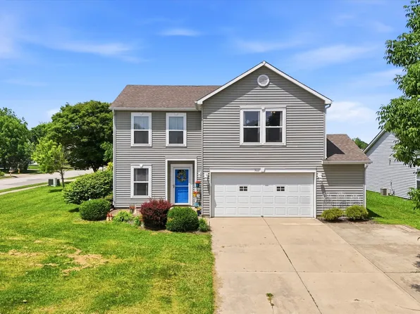 502 Streamside Dr, Greenfield, IN 46140