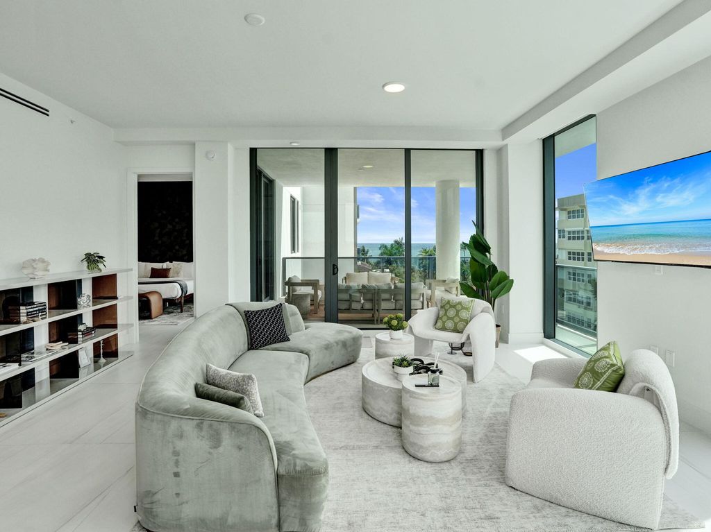 305 BRINY Avenue #401, photo 9