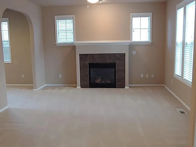 831 SE Bayshore Cir — Photo 4