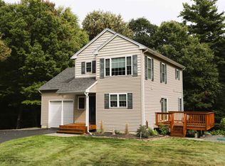 37 Poplar Ln, Vernon, VT 05354