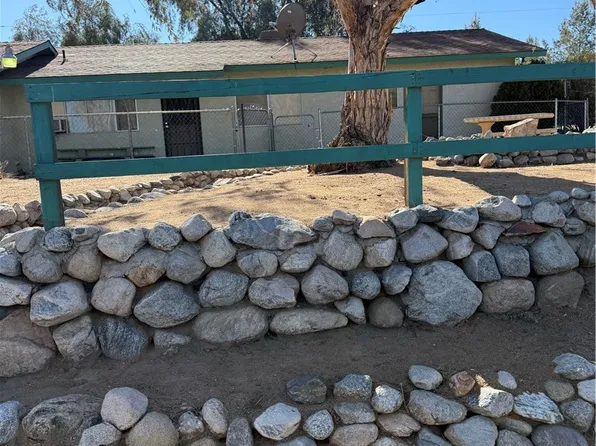 56235 Navajo Trl, Yucca Valley, CA 92284