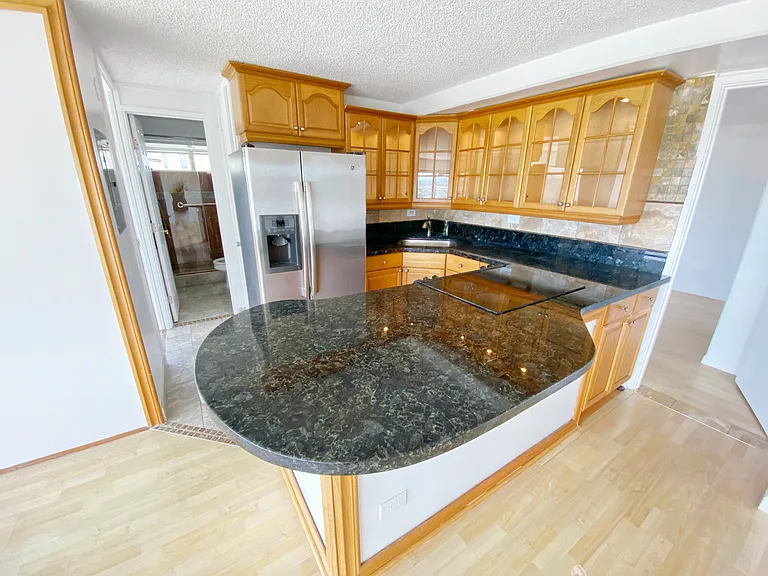 2525 Date St #1801-1 — Photo 2