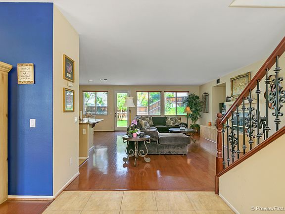3rd image of 3220 Canyon View Dr