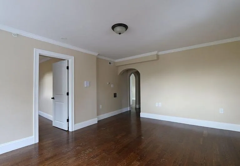 21 Alpine St #2L — Photo 8