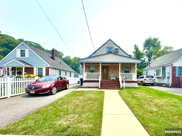 70 Byrne St, Hackensack, NJ 07601