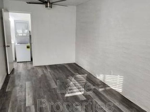 4th image of 211 Cypress St #7