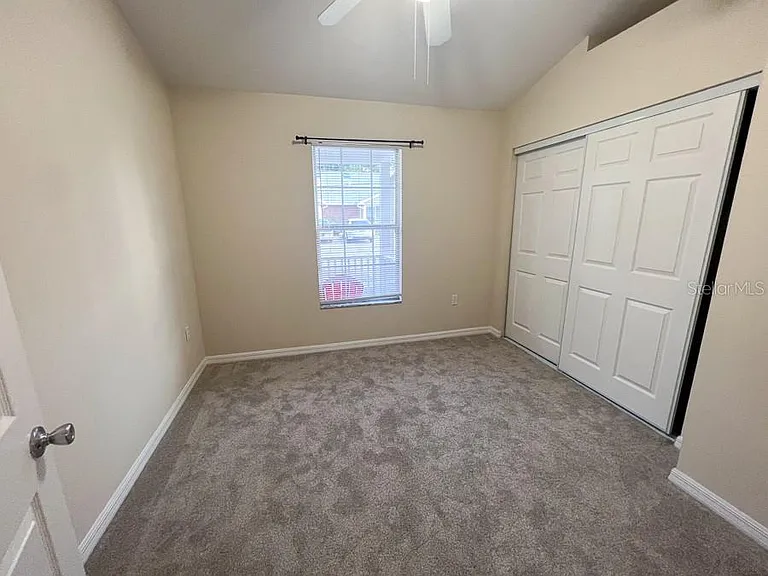 4014 SW 26th Dr #27 — Photo 2