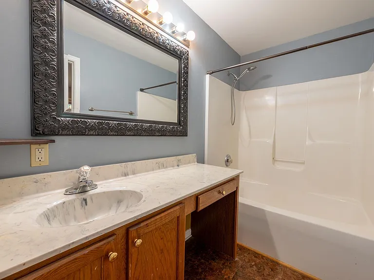 497 Sunset Dr — Photo 20