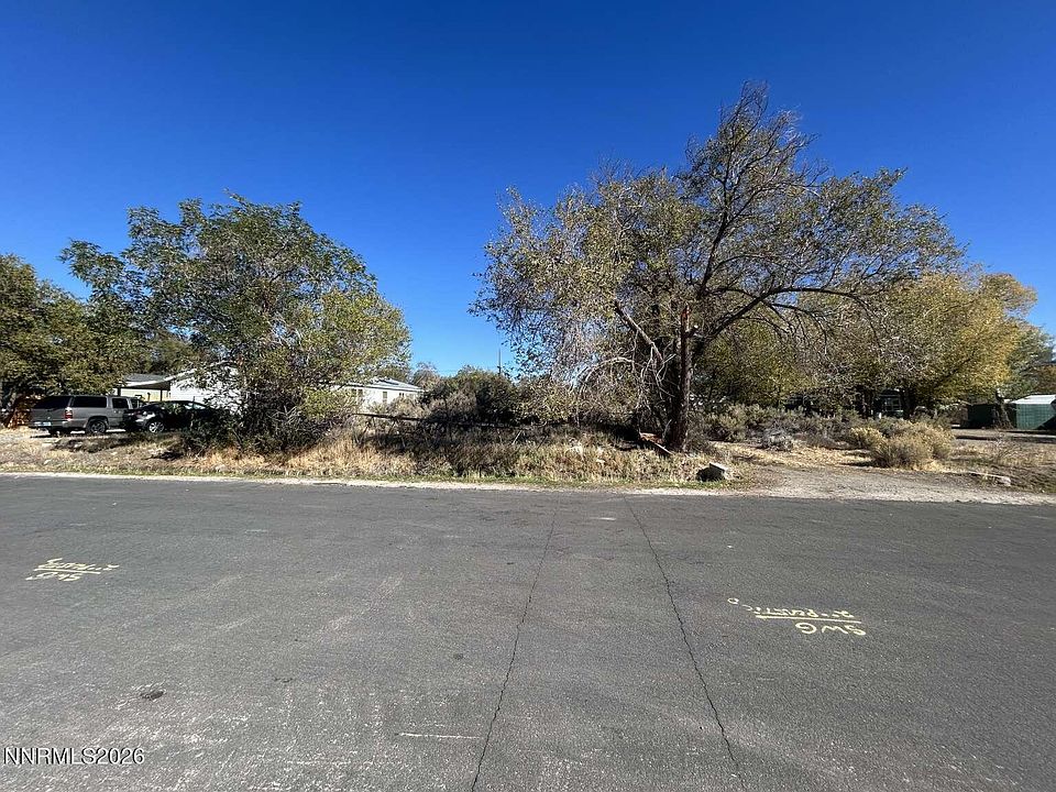 1st image of 2387 Sneddon Way