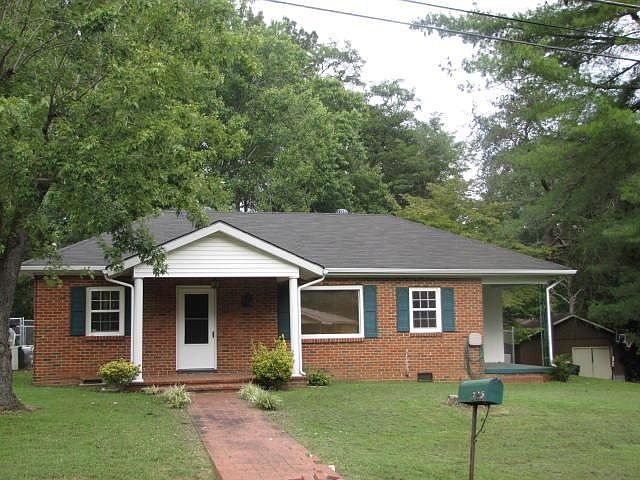 2nd image of 325 River Dr