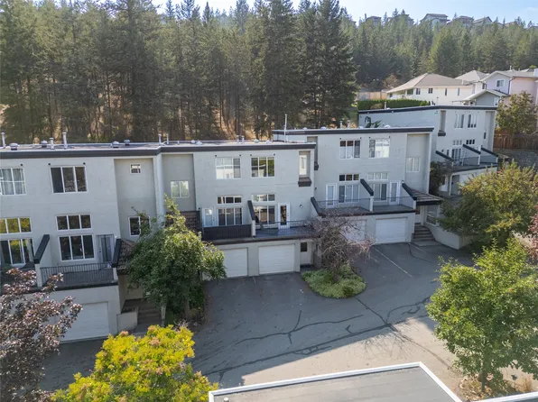 411 Aberdeen Dr #18, Kamloops, BC V1S 1X2