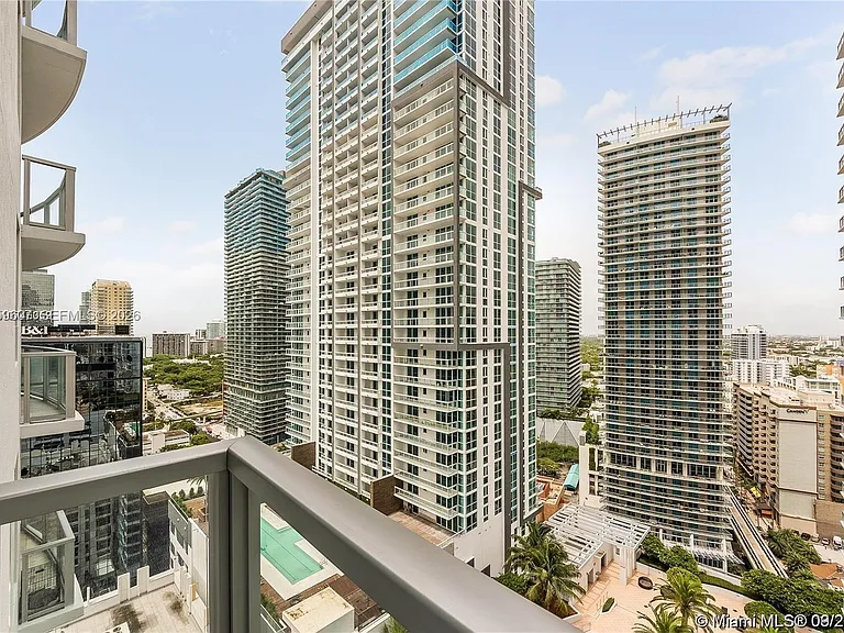 1060 Brickell Ave #2315 — Photo 1